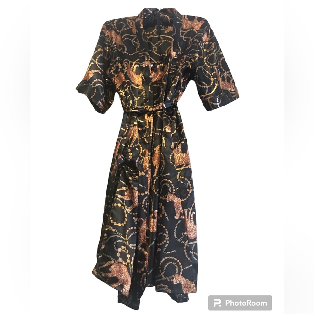 Emily Stacey Small Satin Panther Print Robe Set